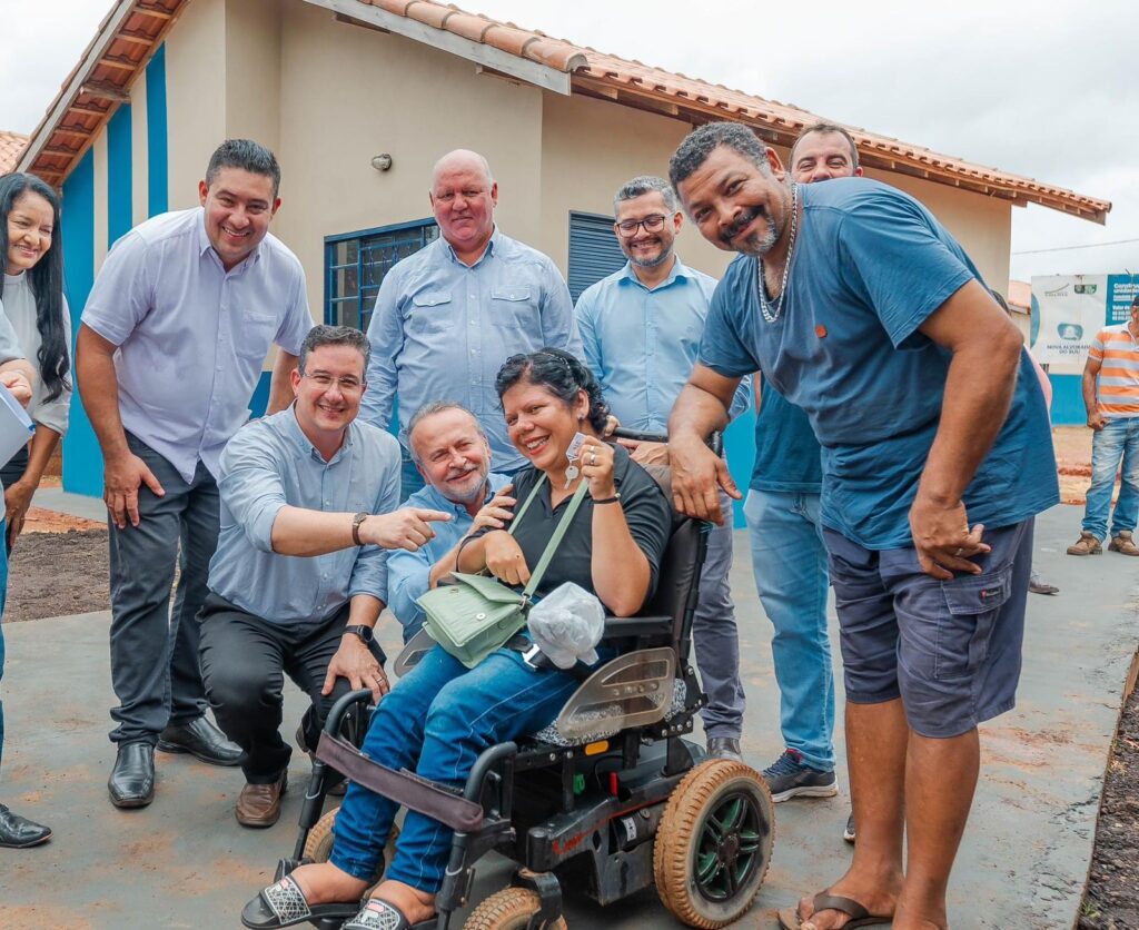 Prefeito Paleari entrega 7 casas adaptadas para Pessoas com Deficiência (PcD) em Nova Alvorada do Sul