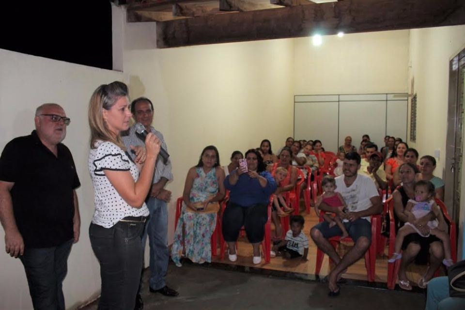 Prefeito Arlei Barbosa inaugura creche que atenderá os bairros Vacilio dias, jardim Indaiá e Nilton Nogueira