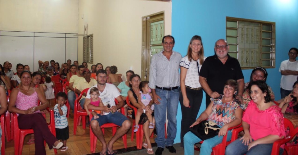 Prefeito Arlei Barbosa inaugura creche que atenderá os bairros Vacilio dias, jardim Indaiá e Nilton Nogueira