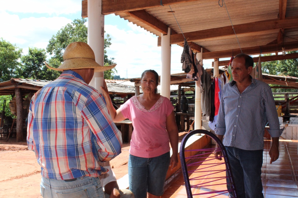 Prefeito Arlei Barbosa visita Distrito Pana e Assentamento São João