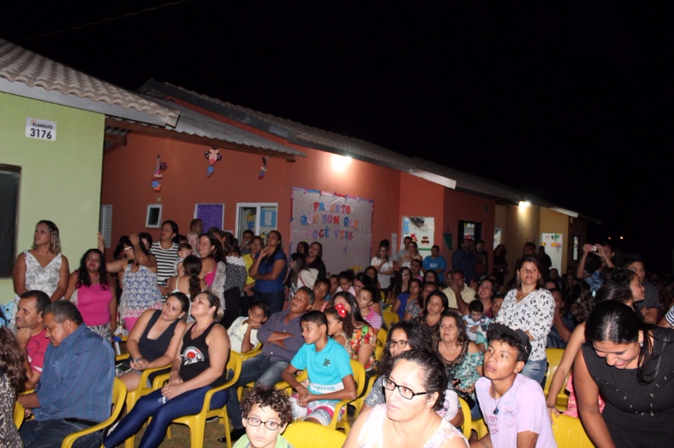 Arlei Barbosa inaugura creche que já está atendendo 175 crianças