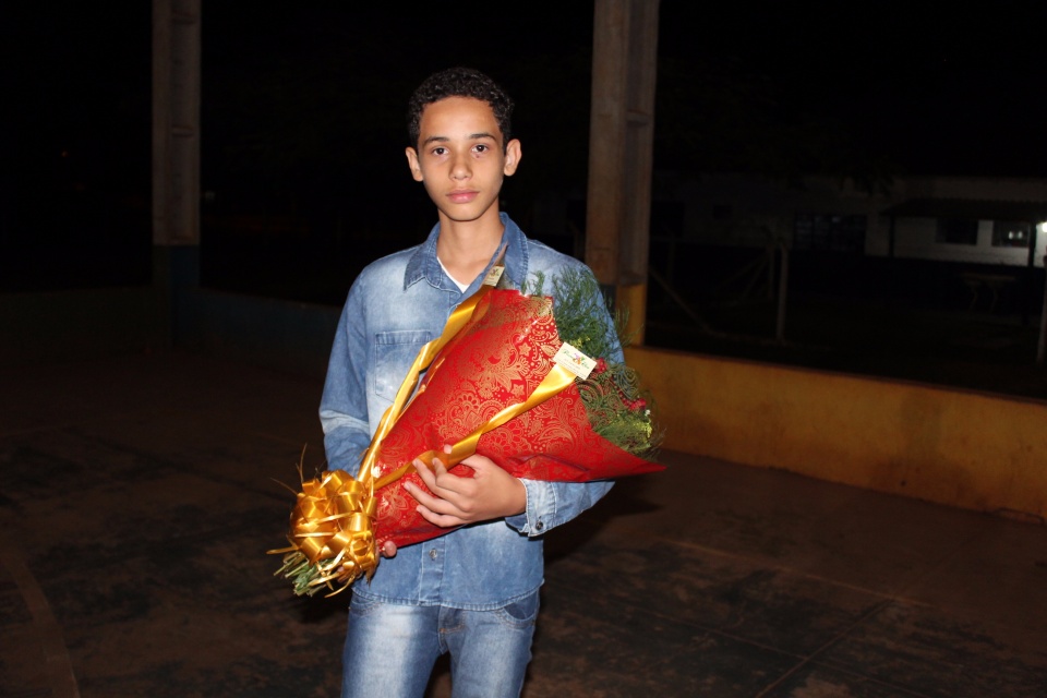 Escola Municipal do Distrito Pana realiza uma linda festa em homenagem as mães