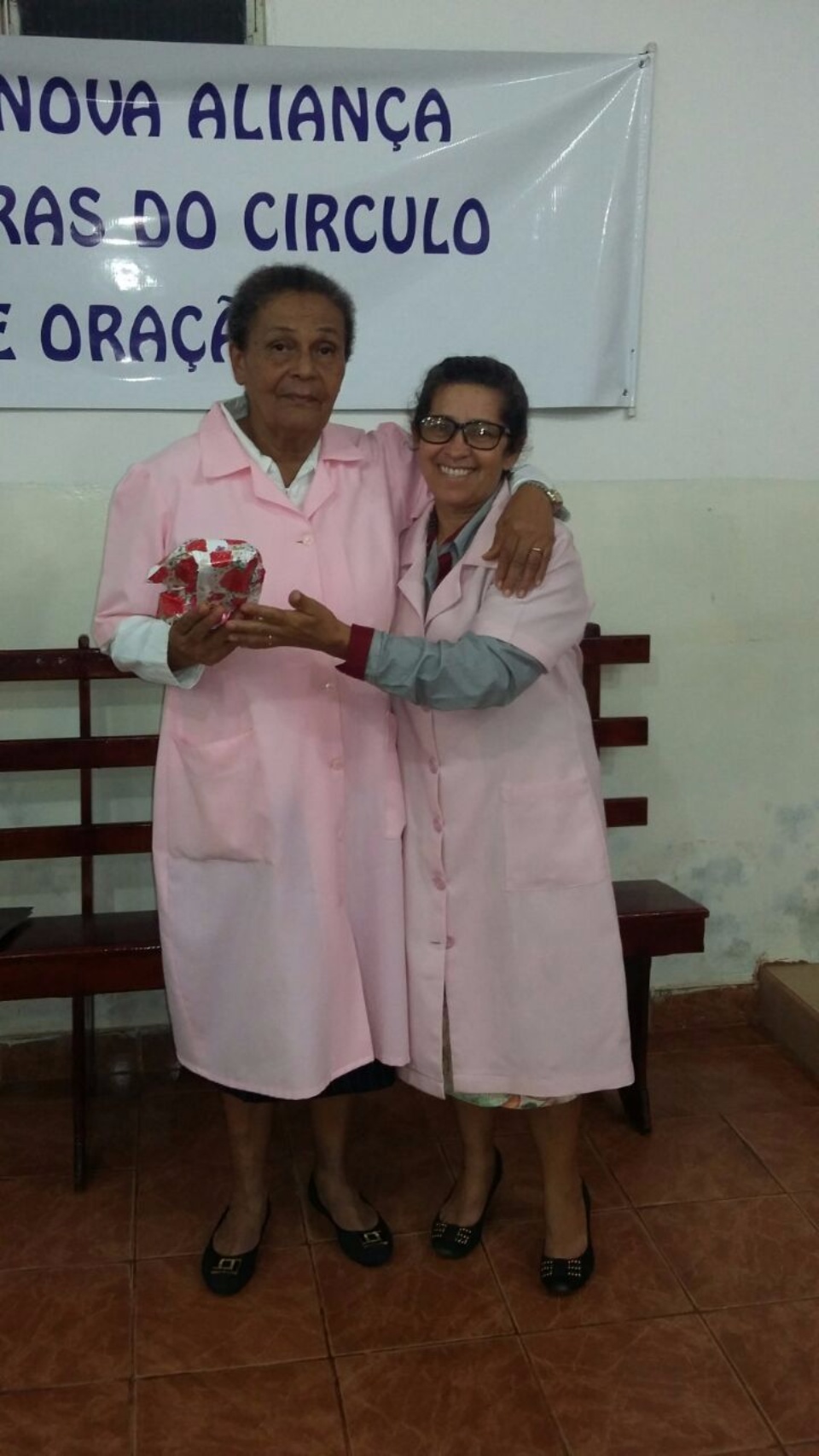 Igreja Pentecostal Deus é Amor comemora dia das Mães com Culto de Louvor