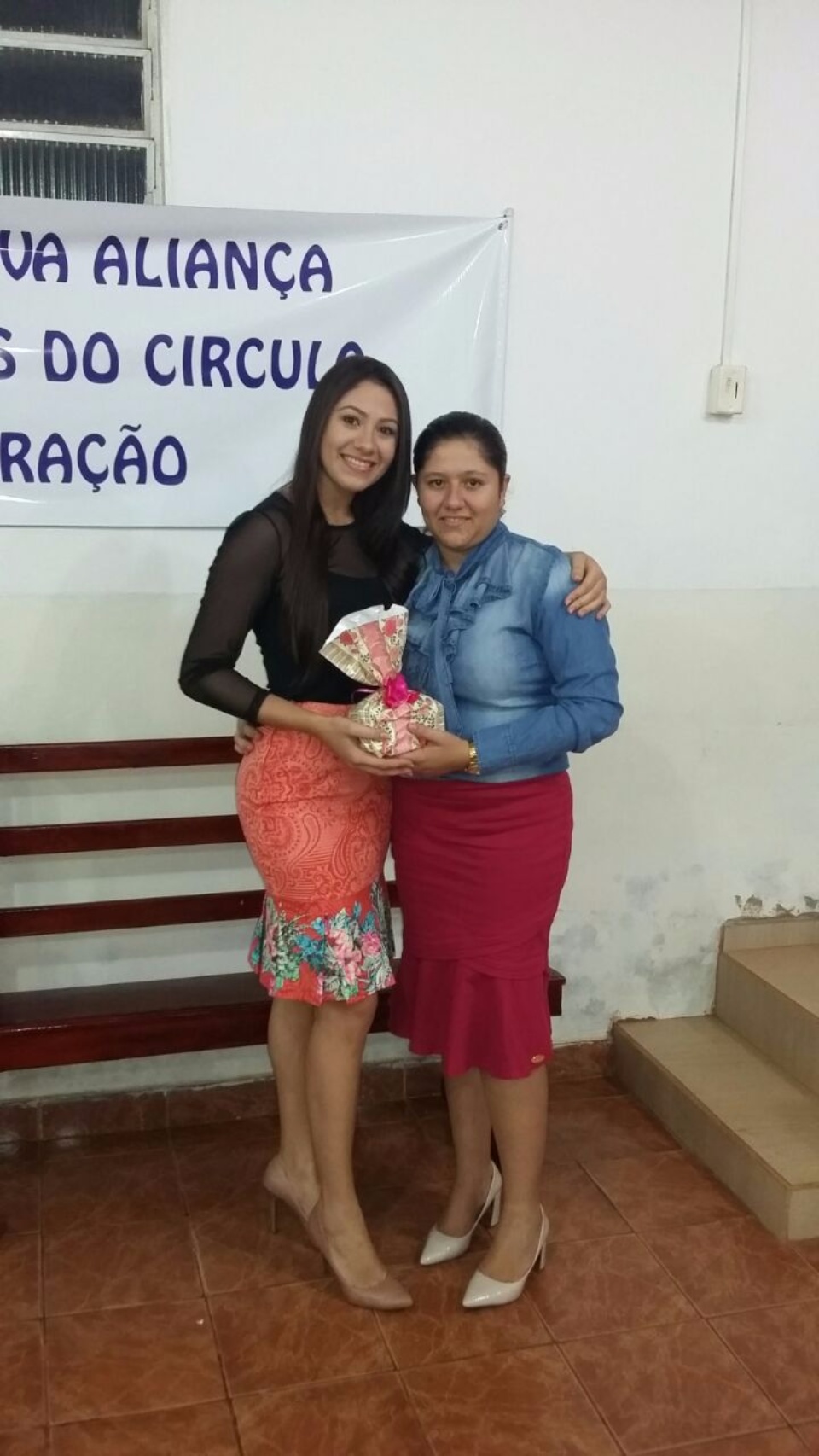 Igreja Pentecostal Deus é Amor comemora dia das Mães com Culto de Louvor