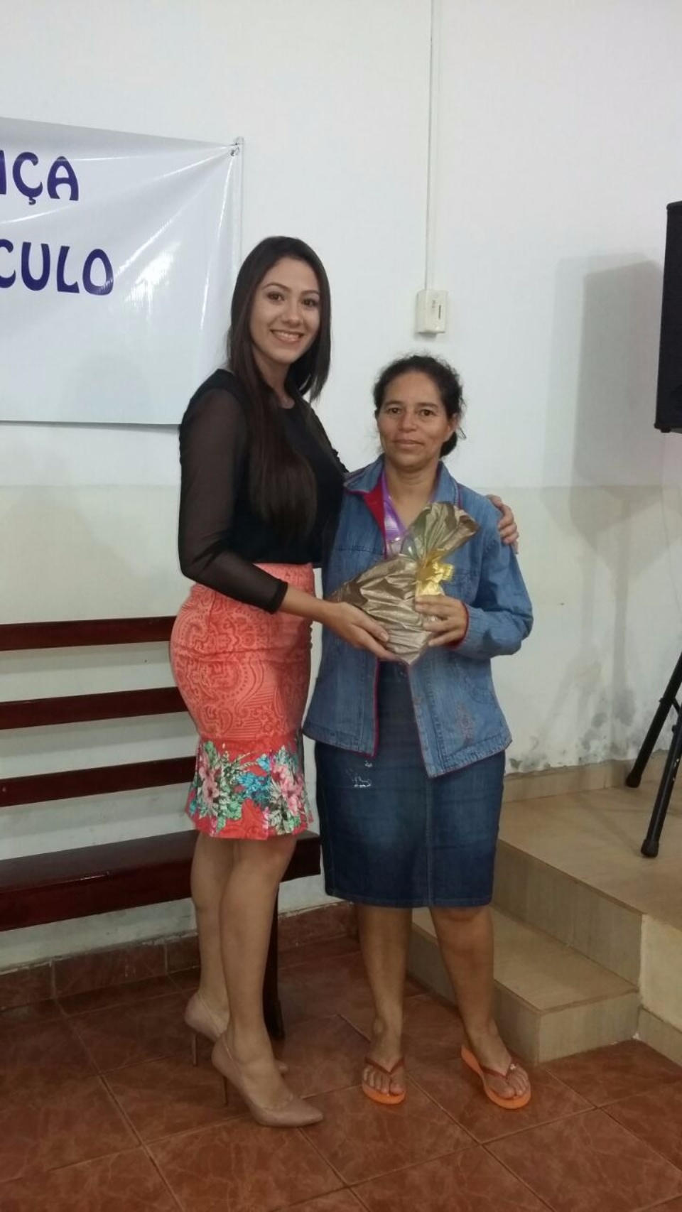 Igreja Pentecostal Deus é Amor comemora dia das Mães com Culto de Louvor