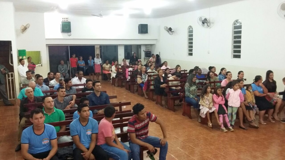 Igreja Pentecostal Deus é Amor comemora dia das Mães com Culto de Louvor