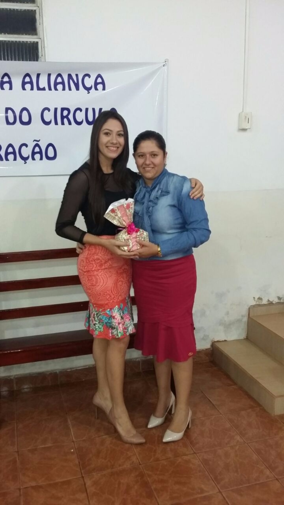Igreja Pentecostal Deus é Amor comemora dia das Mães com Culto de Louvor
