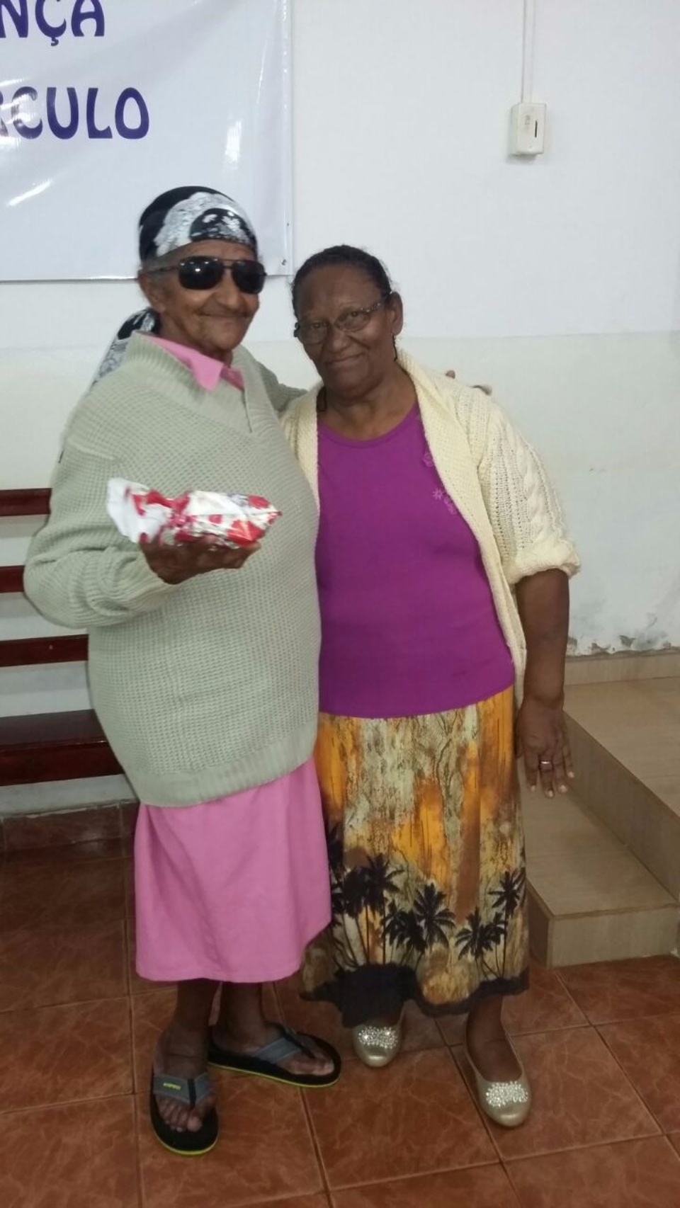 Igreja Pentecostal Deus é Amor comemora dia das Mães com Culto de Louvor