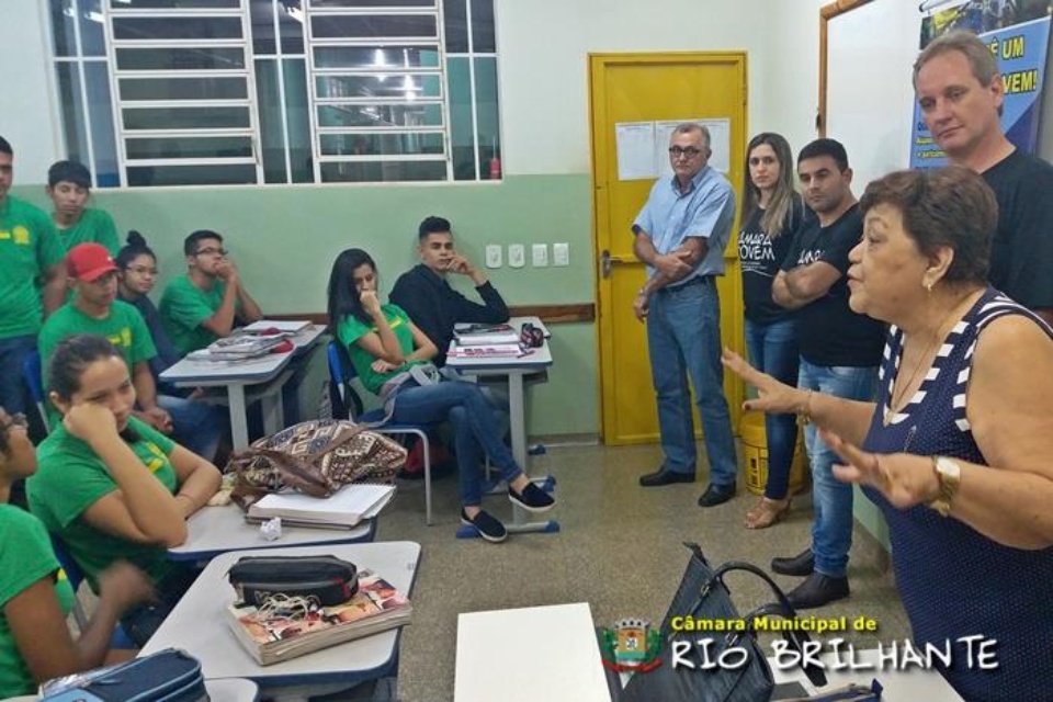 Projeto Câmara Jovem em Rio Brilhante ganha notoriedade