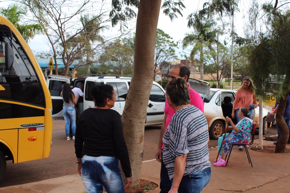 Prefeitura de Nova Alvorada do Sul leva idosos do projeto conviver na Colônia Paraguaia em Campo Grande