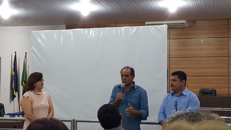 Vereadora Lurdes Pimentel, mediadora da Fundação Ulysses Guimaraes faz encerramento dos Cursos em Nova Alvorada do Sul