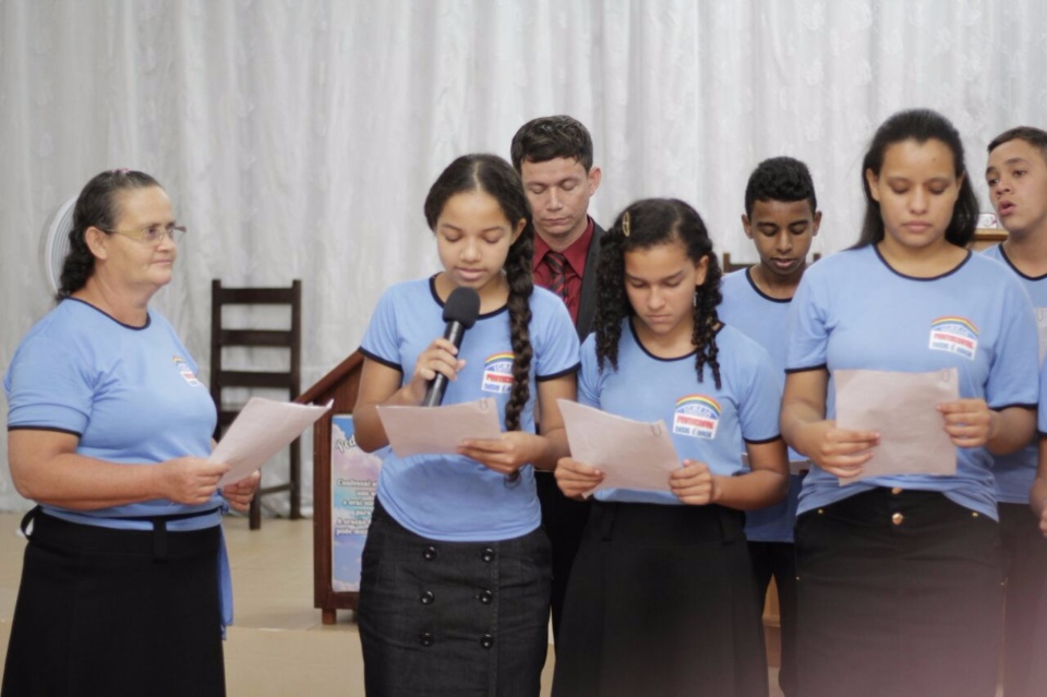 Grupo Jovem Herdeiros de Cristo comemora seu primeiro aniversário com culto de adoração