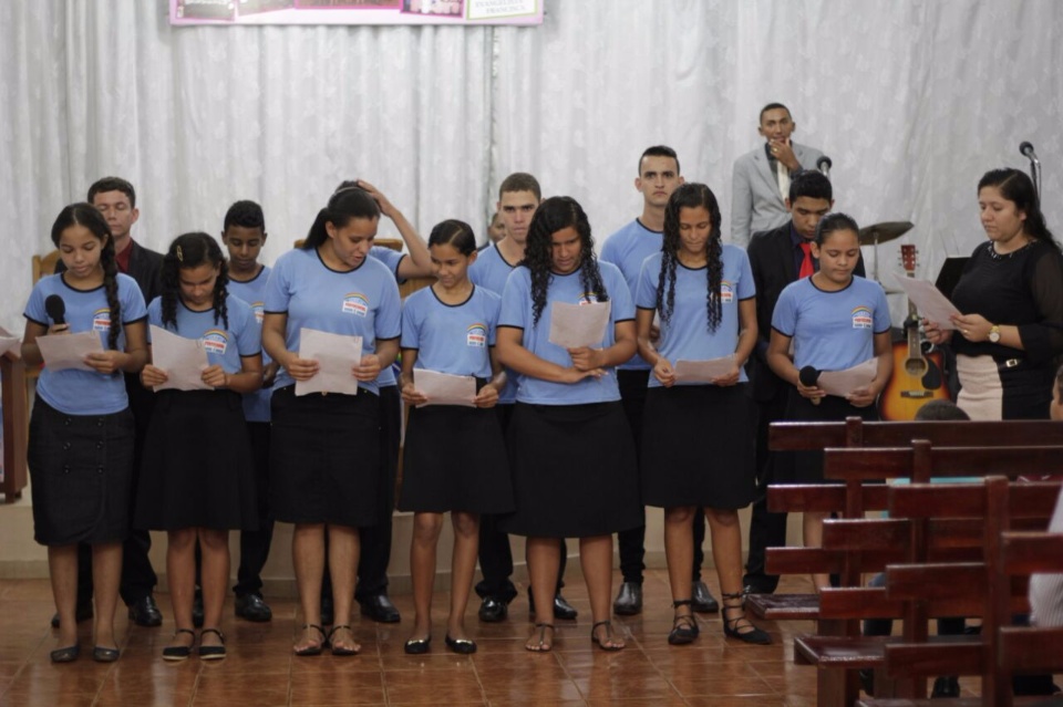 Grupo Jovem Herdeiros de Cristo comemora seu primeiro aniversário com culto de adoração
