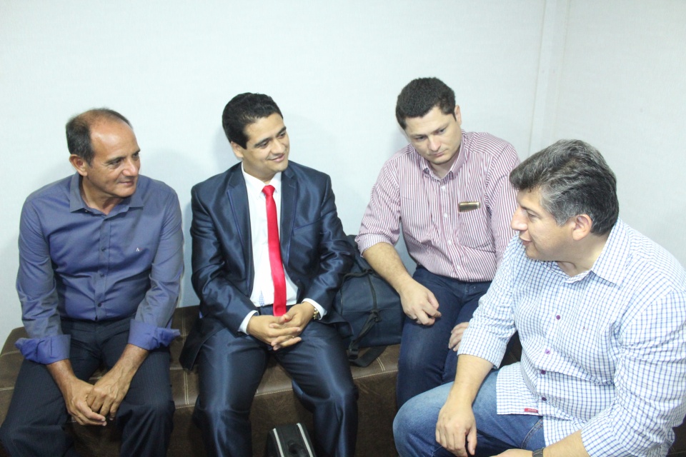 Nova Alvorada do Sul realizou Marcha Para Jesus com pregação do Pastor Deivit Matos