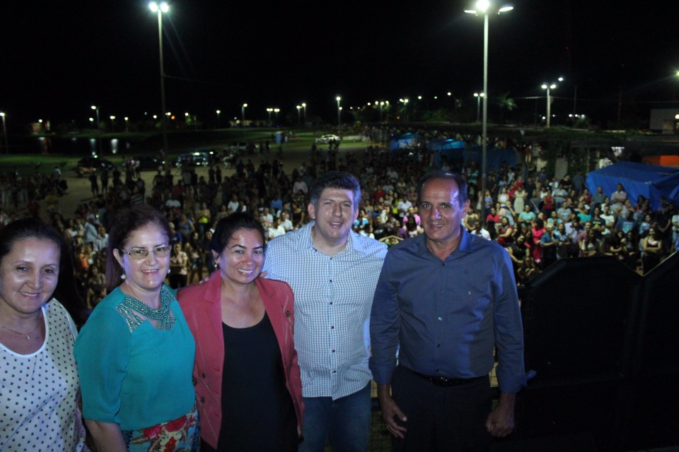 Nova Alvorada do Sul realizou Marcha Para Jesus com pregação do Pastor Deivit Matos
