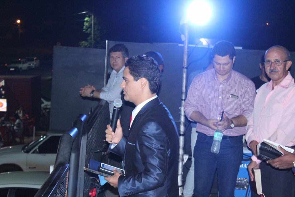 Nova Alvorada do Sul realizou Marcha Para Jesus com pregação do Pastor Deivit Matos