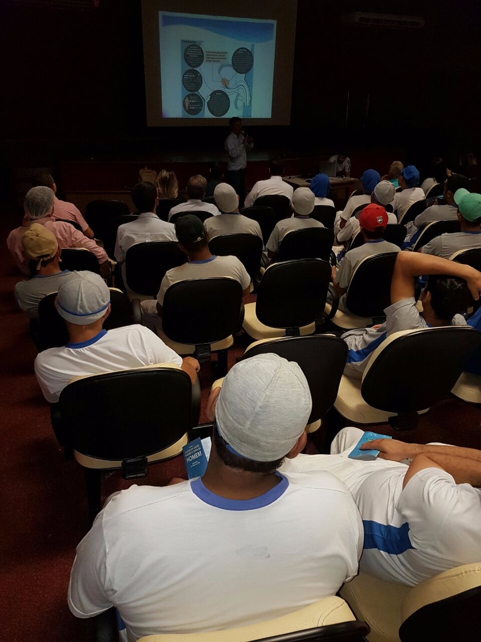 Dr Nelson Trad Filho realiza palestras Novembro Azul em empresas de Nova Alvorada do Sul