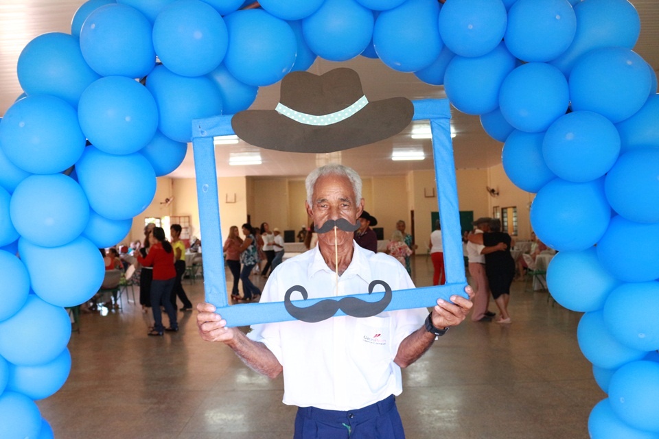 Em Rio Brilhante festa da melhor idade atraiu centenas de idosos