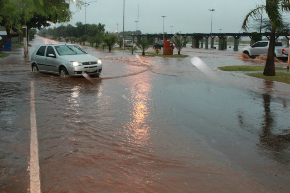 Nova Alvorada do Sul Chuva Alaga diversos pontos Nova Alvorada do Sul Chuva Alaga diversos pontos
