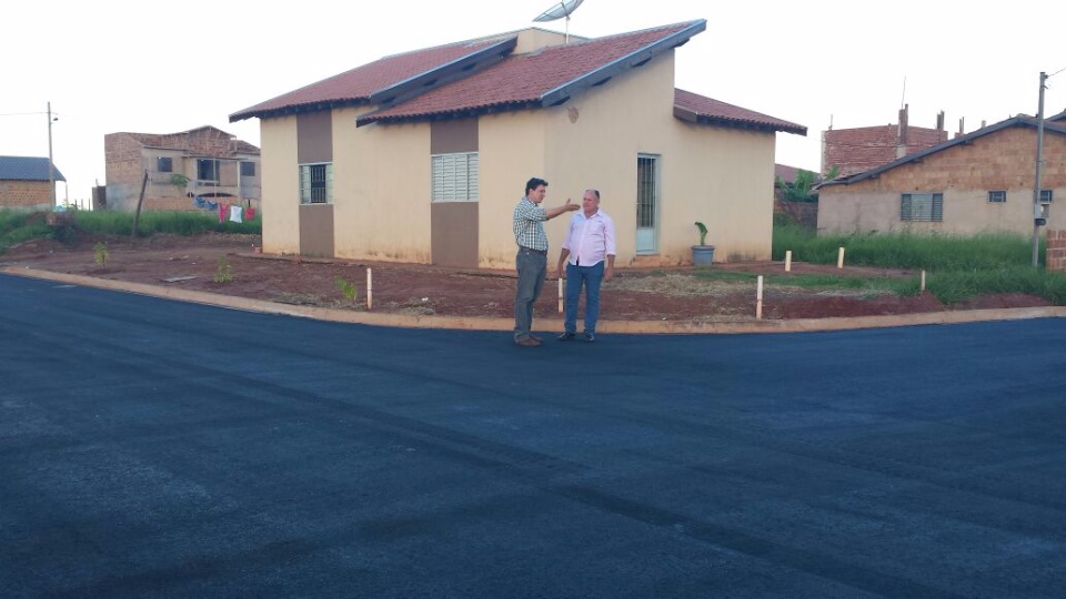 Loteamento indaiá II recebe pavimentação Asfáltica Loteamento indaiá II recebe pavimentação Asfáltica