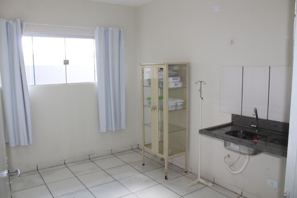 Prefeito Arlei visita UBS do Bairro Vacilio Dias que será inaugurada pela 2º vez