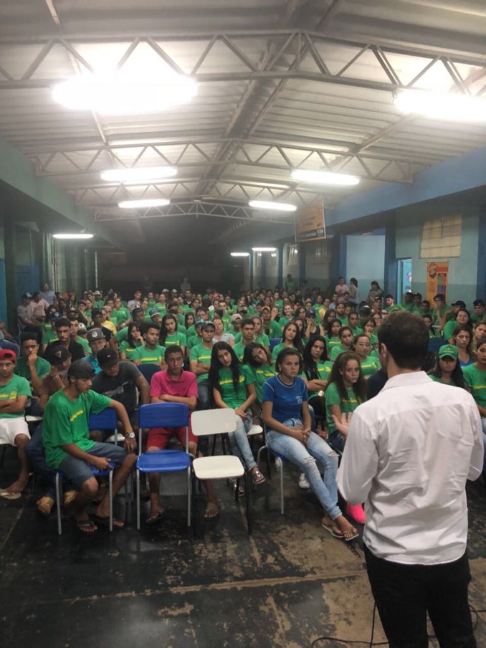 Alunos de escolas públicas participam de ciclo de palestras em Eldorado
