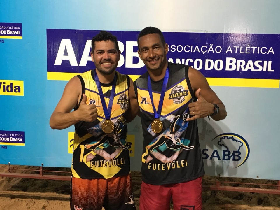 Atletas da AFUNAS sagra se campeões em 2 categorias na 2ª etapa estadual de futevôlei em Maracaju-MS