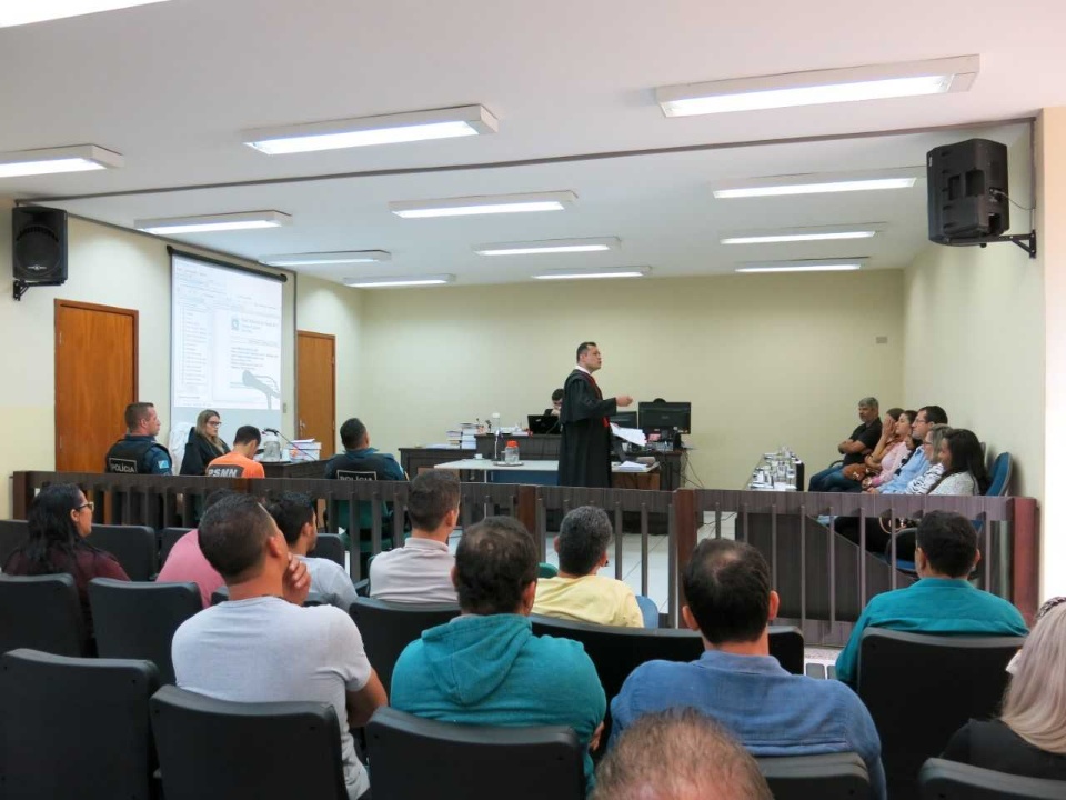 Homem acusado de matar investigador de polícia é condenado a mais de 28 anos de prisão Homem acusado de matar investigador de polícia é condenado a mais de 28 anos de prisão