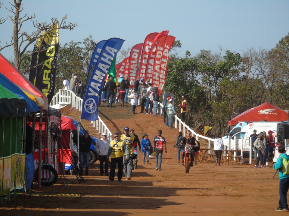 Galeria de Fotos: Campeonato Brasileiro de Moto Cross em Nova Alvorada do Sul