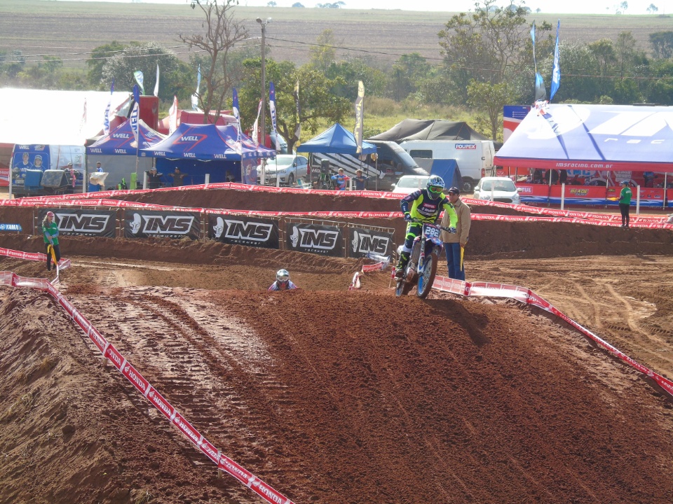 Galeria de Fotos: Campeonato Brasileiro de Moto Cross em Nova Alvorada do Sul