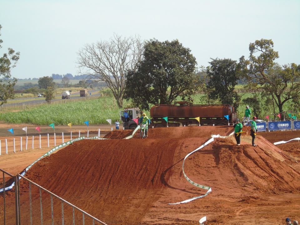 Galeria de Fotos: Campeonato Brasileiro de Moto Cross em Nova Alvorada do Sul