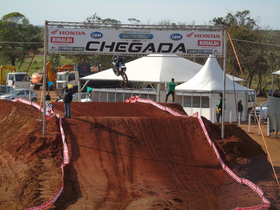 Galeria de Fotos: Campeonato Brasileiro de Moto Cross em Nova Alvorada do Sul