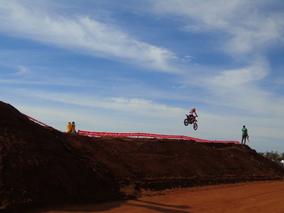 Galeria de Fotos: Campeonato Brasileiro de Moto Cross em Nova Alvorada do Sul