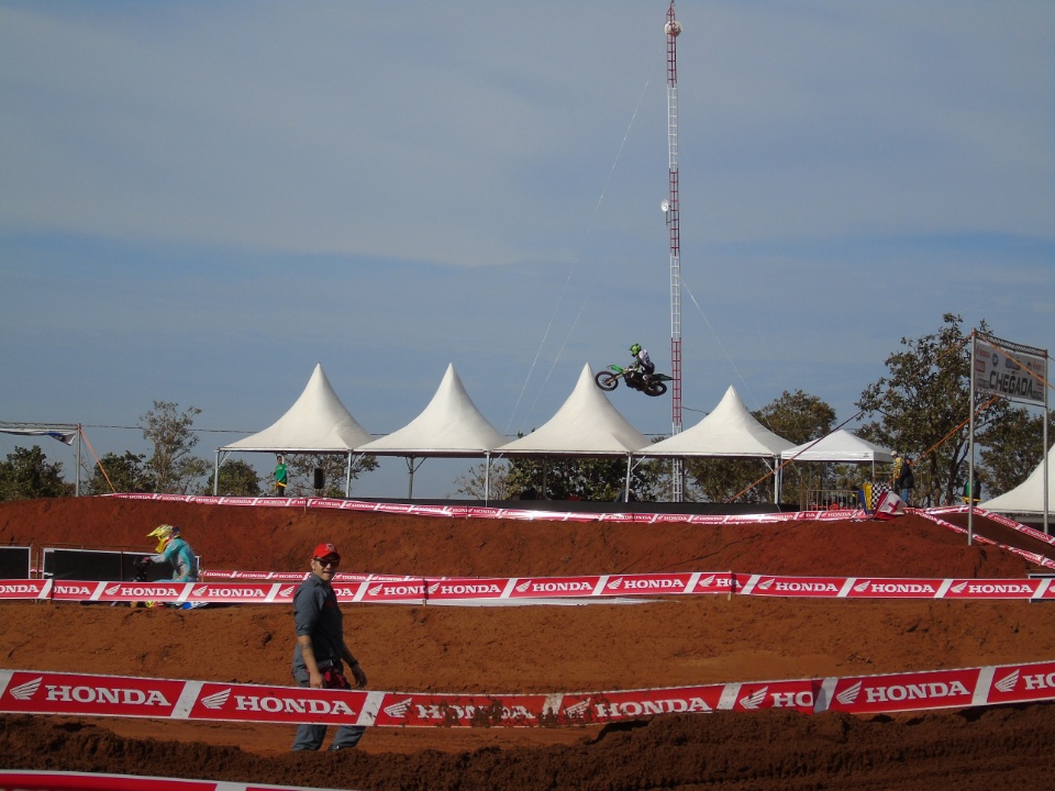 Galeria de Fotos: Campeonato Brasileiro de Moto Cross em Nova Alvorada do Sul