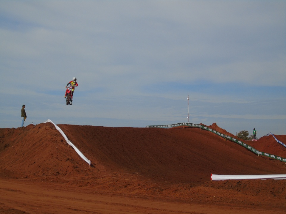 Galeria de Fotos: Campeonato Brasileiro de Moto Cross em Nova Alvorada do Sul