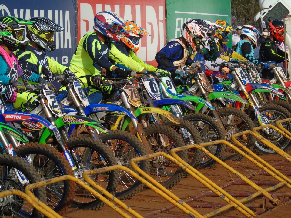 Galeria de Fotos 2: Campeonato Brasileiro de Moto Cross em Nova Alvorada do Sul