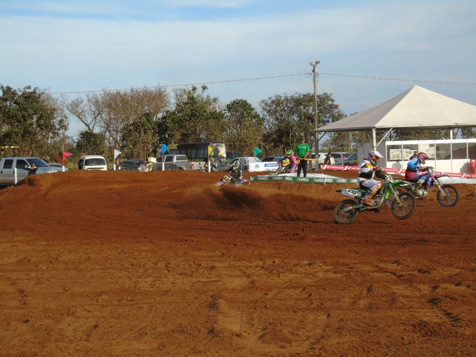 Galeria de Fotos 2: Campeonato Brasileiro de Moto Cross em Nova Alvorada do Sul