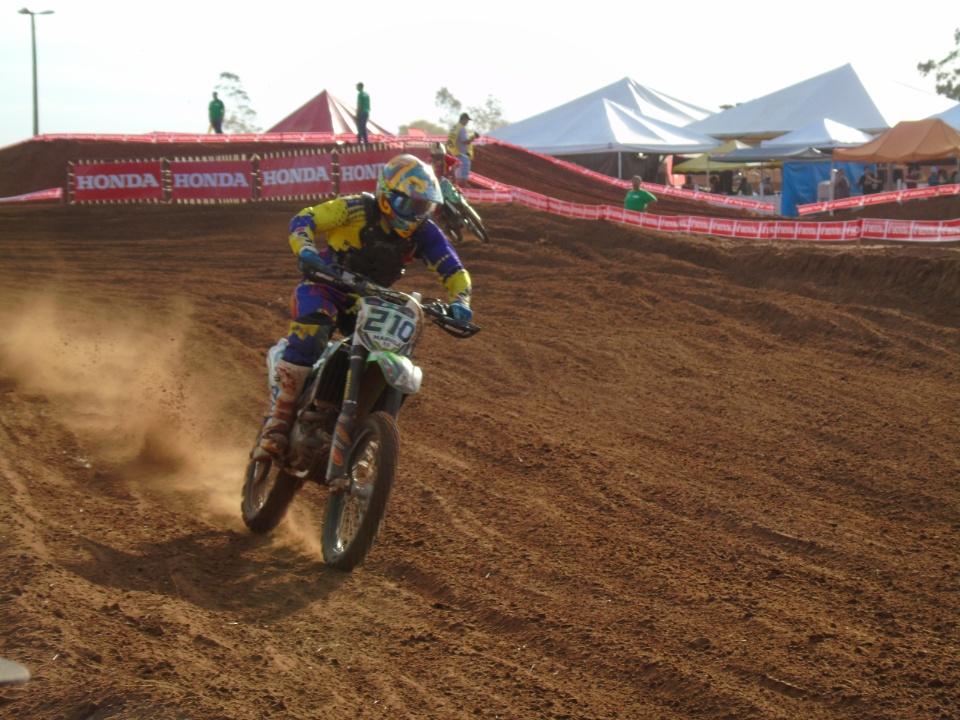 Galeria de Fotos 2: Campeonato Brasileiro de Moto Cross em Nova Alvorada do Sul