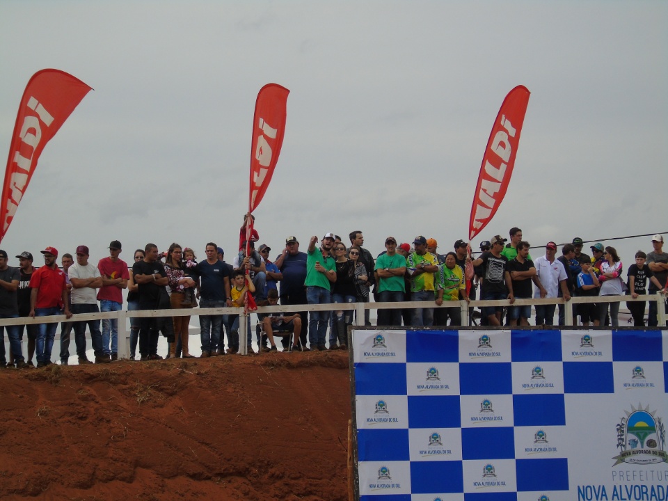 Galeria de Fotos 3: Campeonato Brasileiro de Moto Cross em Nova Alvorada do Sul