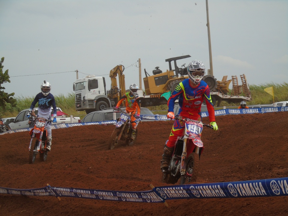 Galeria de Fotos 3: Campeonato Brasileiro de Moto Cross em Nova Alvorada do Sul