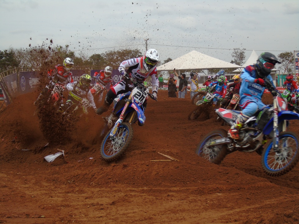 Galeria de Fotos 3: Campeonato Brasileiro de Moto Cross em Nova Alvorada do Sul