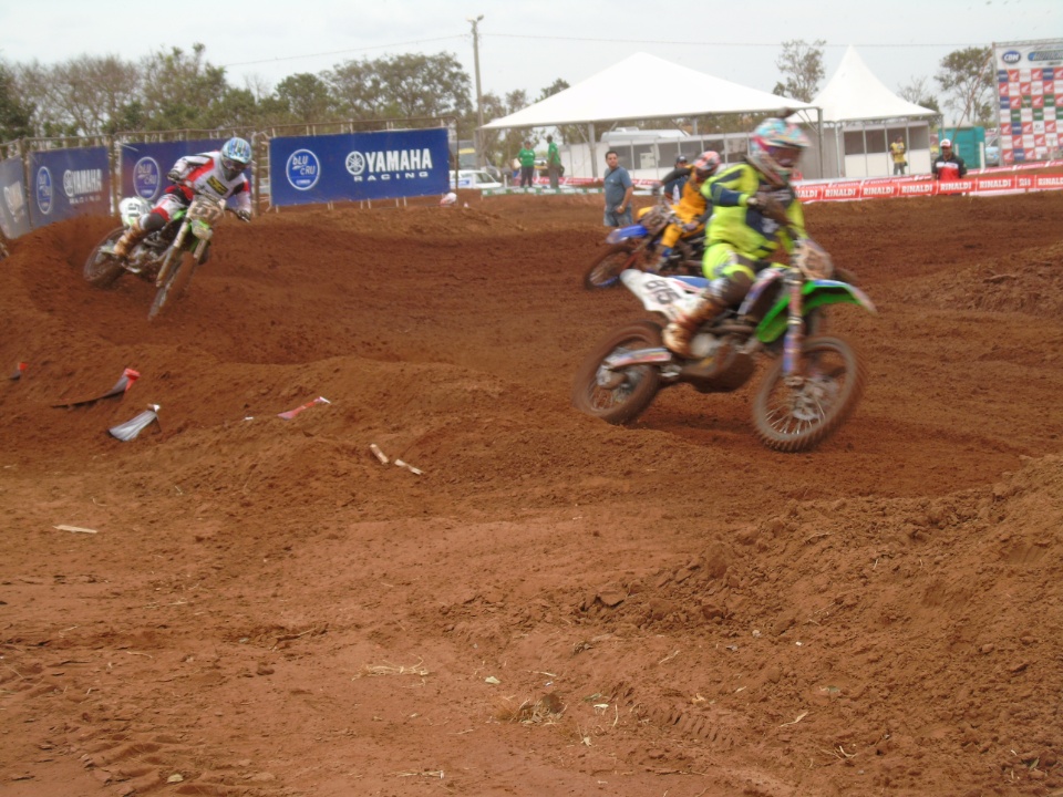 Galeria de Fotos 3: Campeonato Brasileiro de Moto Cross em Nova Alvorada do Sul