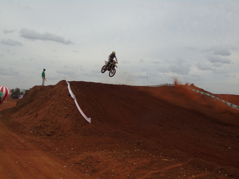 Galeria de Fotos 3: Campeonato Brasileiro de Moto Cross em Nova Alvorada do Sul