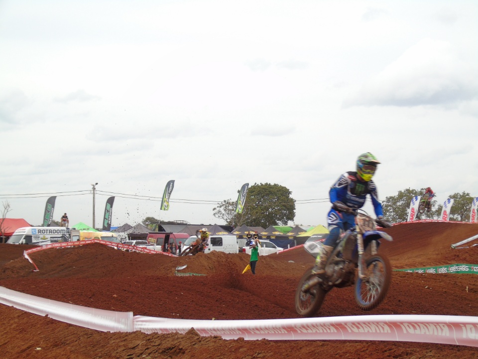 Galeria de Fotos 3: Campeonato Brasileiro de Moto Cross em Nova Alvorada do Sul