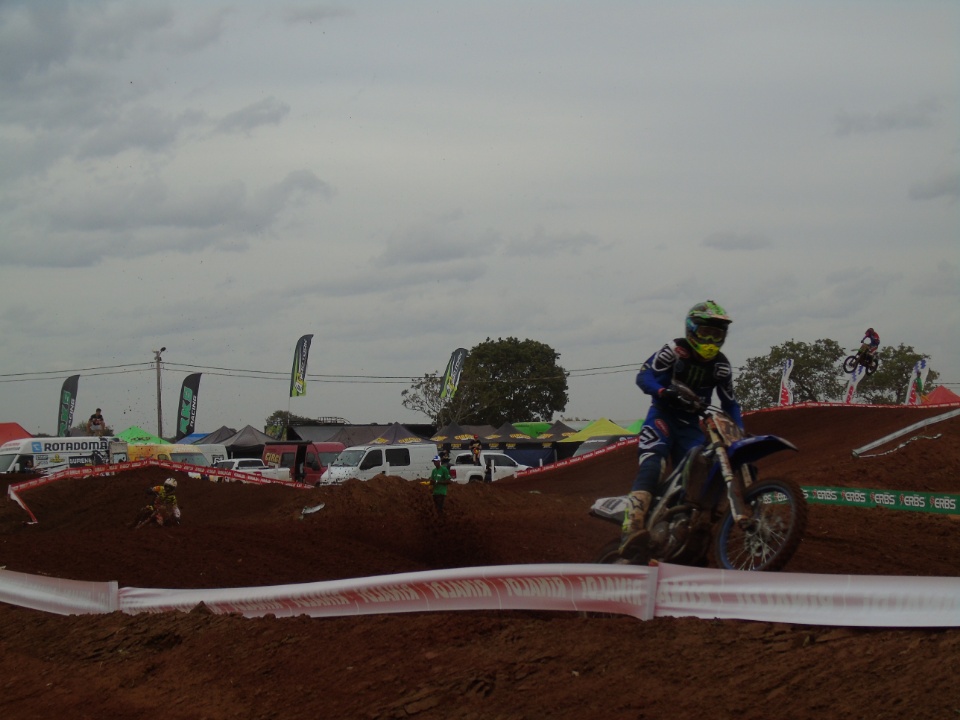 Galeria de Fotos 3: Campeonato Brasileiro de Moto Cross em Nova Alvorada do Sul