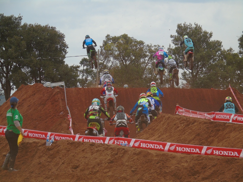 Galeria de Fotos 3: Campeonato Brasileiro de Moto Cross em Nova Alvorada do Sul