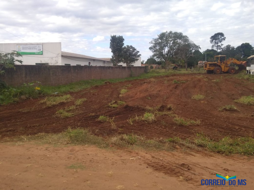 Prefeitura denuncia ex-secretário após limpeza de terreno para instalação de projeto social para APAE