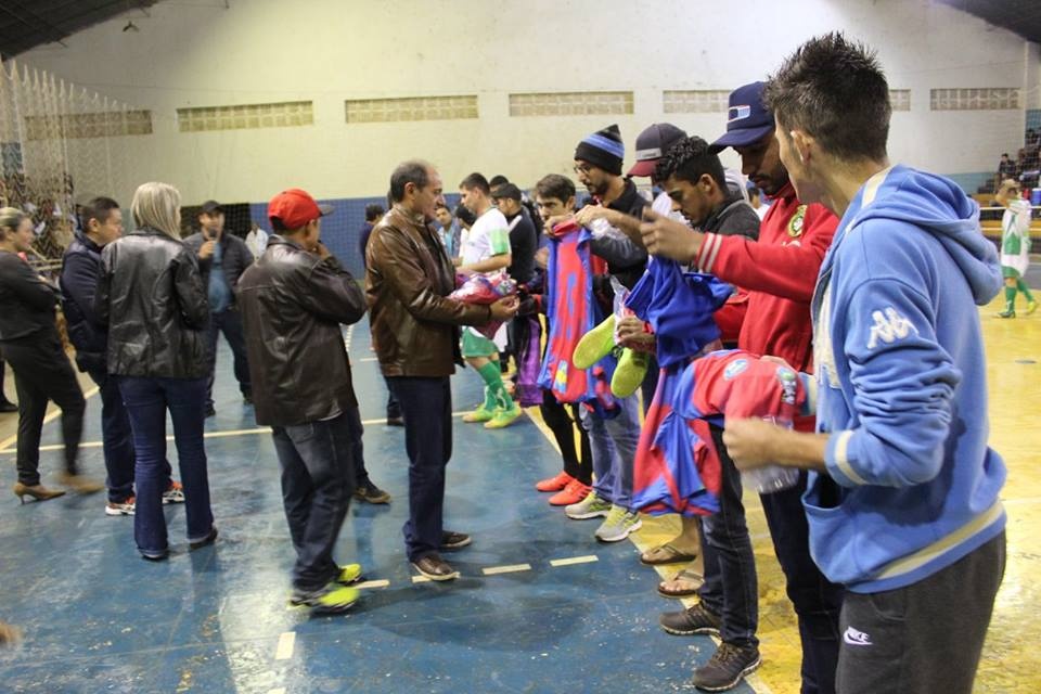 Em Nova Alvorada do Sul “Copa Alvorada de Futsal” é marcada por grande público