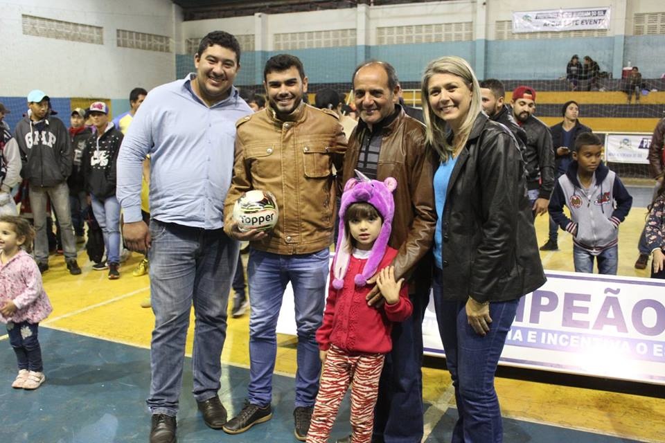 Em Nova Alvorada do Sul “Copa Alvorada de Futsal” é marcada por grande público