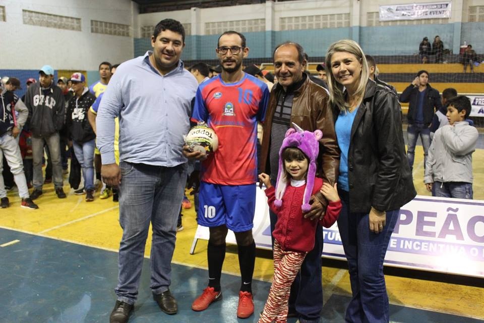 Em Nova Alvorada do Sul “Copa Alvorada de Futsal” é marcada por grande público